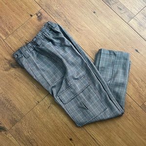 PacSun plaid loose, fit cargo pant. Never worn, size small.